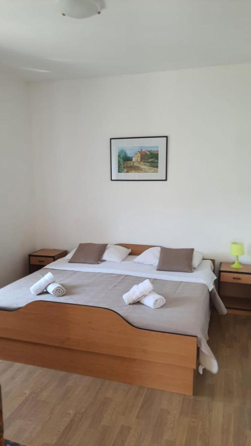 Apartments Irena Božava 外观 照片